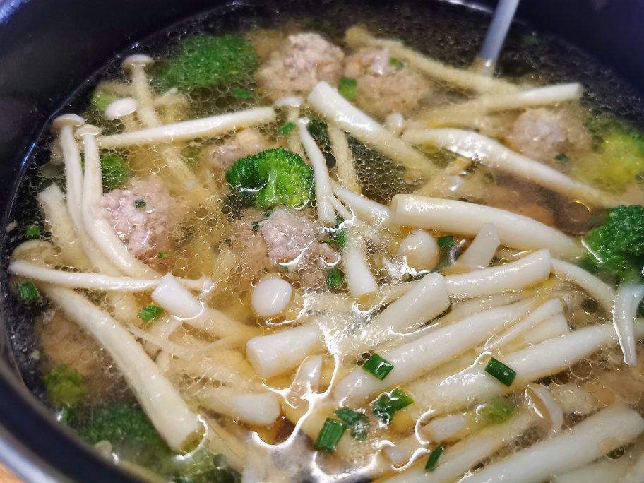 鲜到掉眉毛的时蔬丸子汤🔥丸子Q弹汤汁鲜美