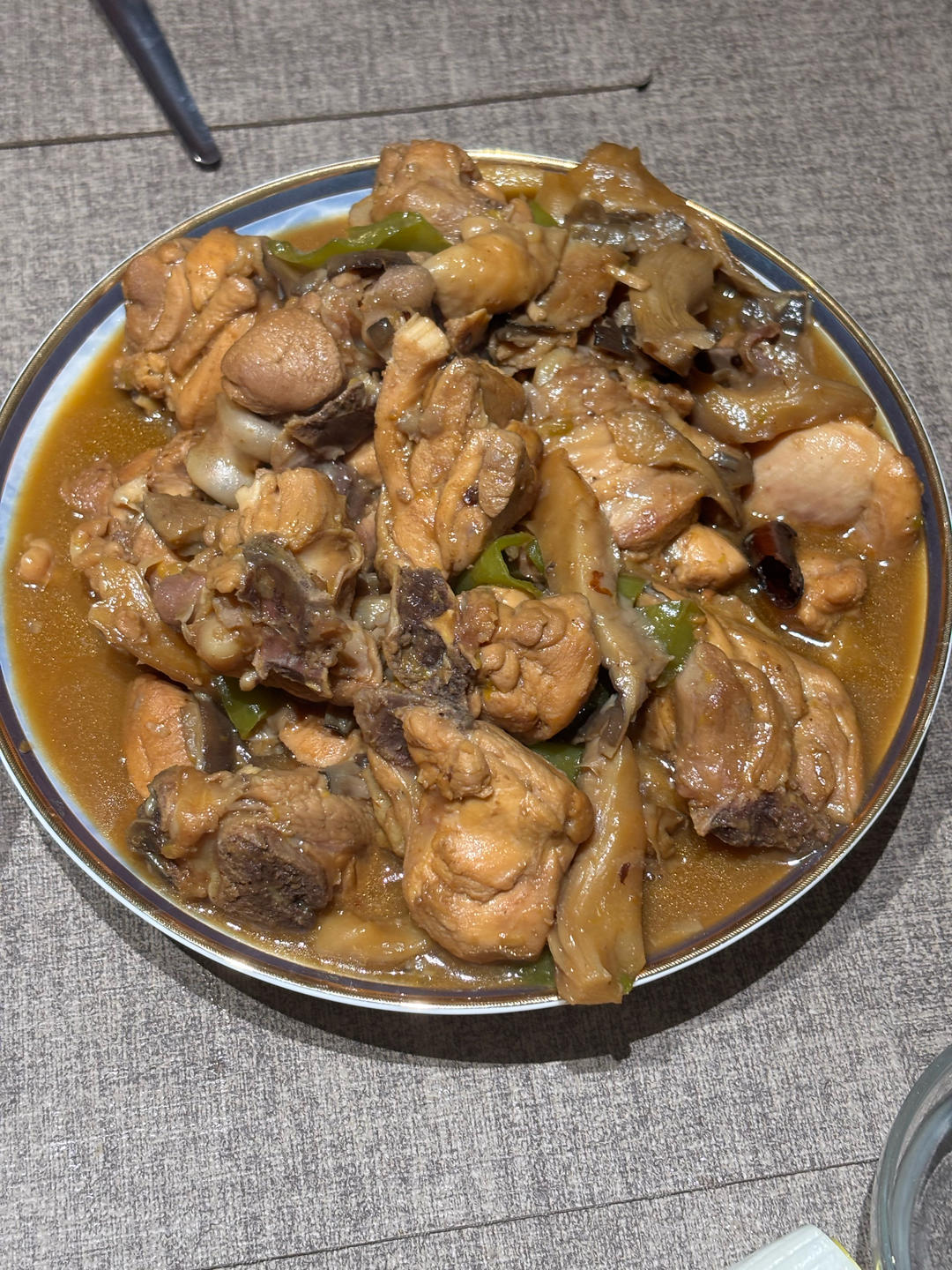 比饭店好吃很多倍的黄焖鸡