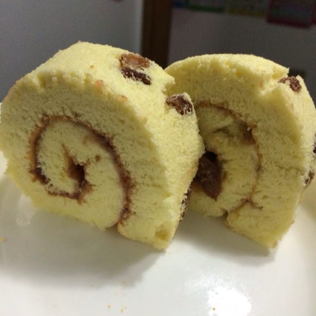 葡萄干蛋糕卷