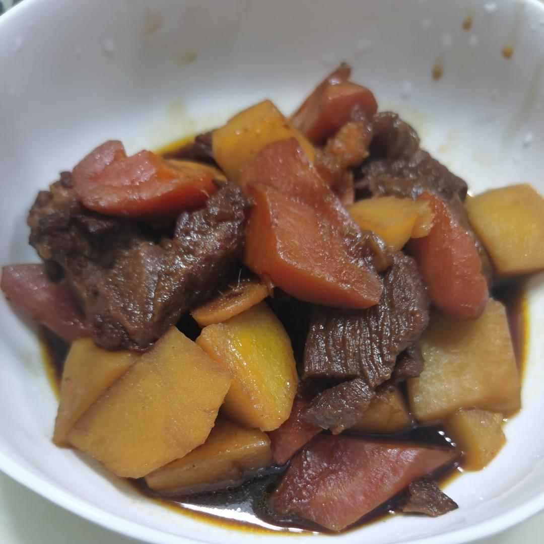 番茄土豆炖牛腩