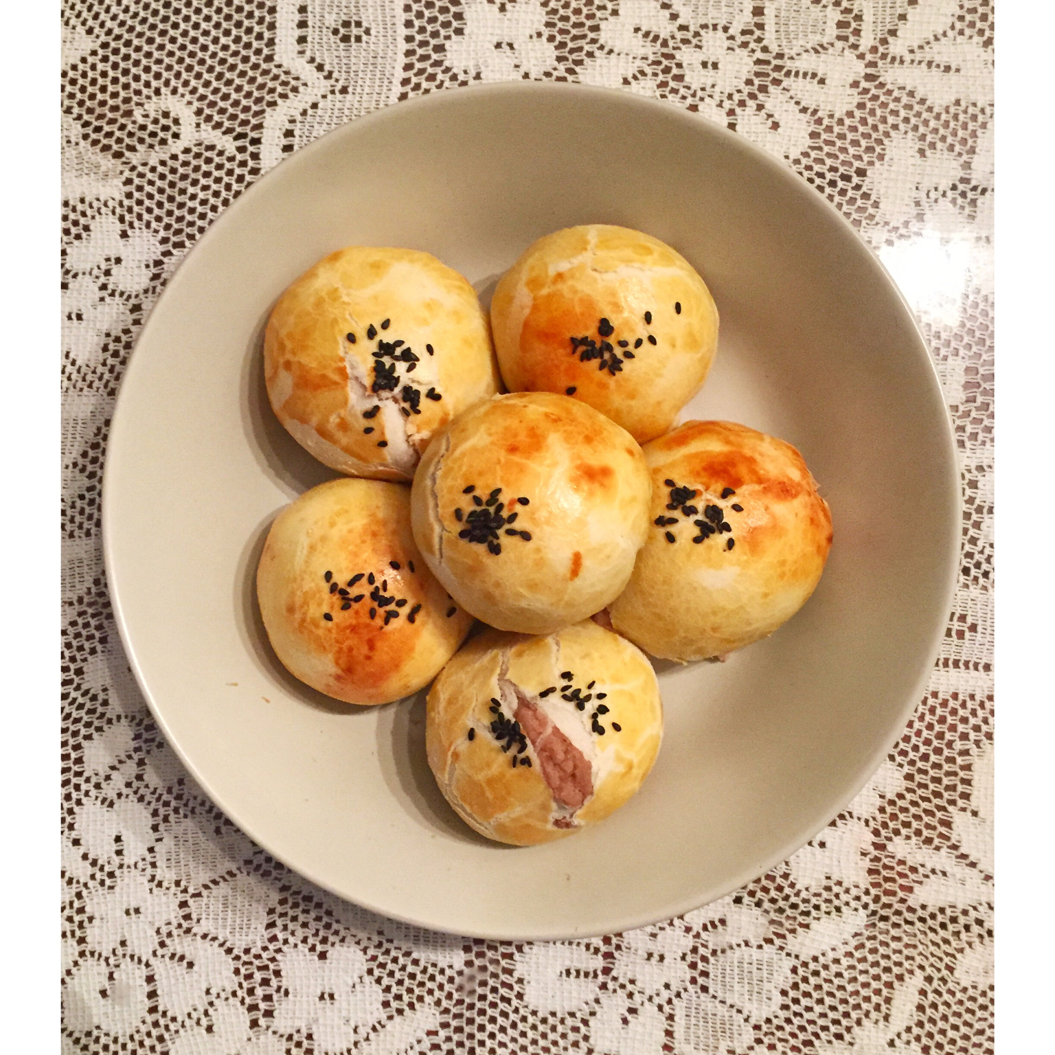 油酥不侧漏的圆呼呼香芋小酥饼