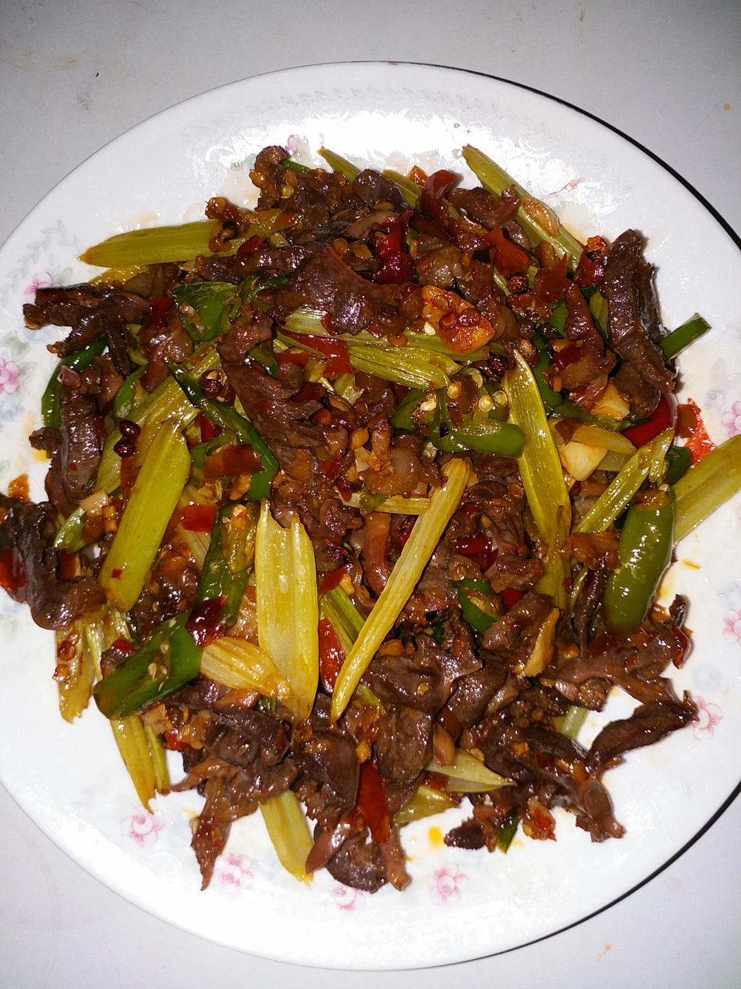 泡椒鸭胗