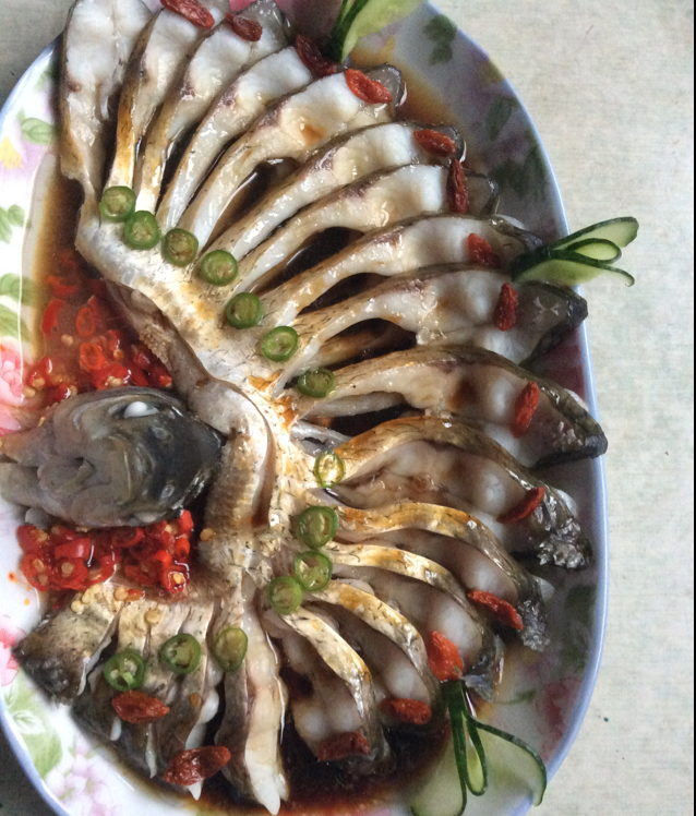 衲铭钿赌蔚籁做的大富大贵开屏鱼