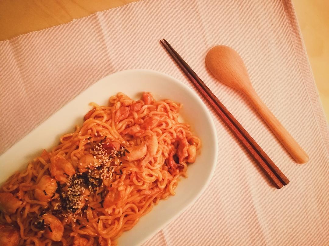 火鸡面（辣鸡面）