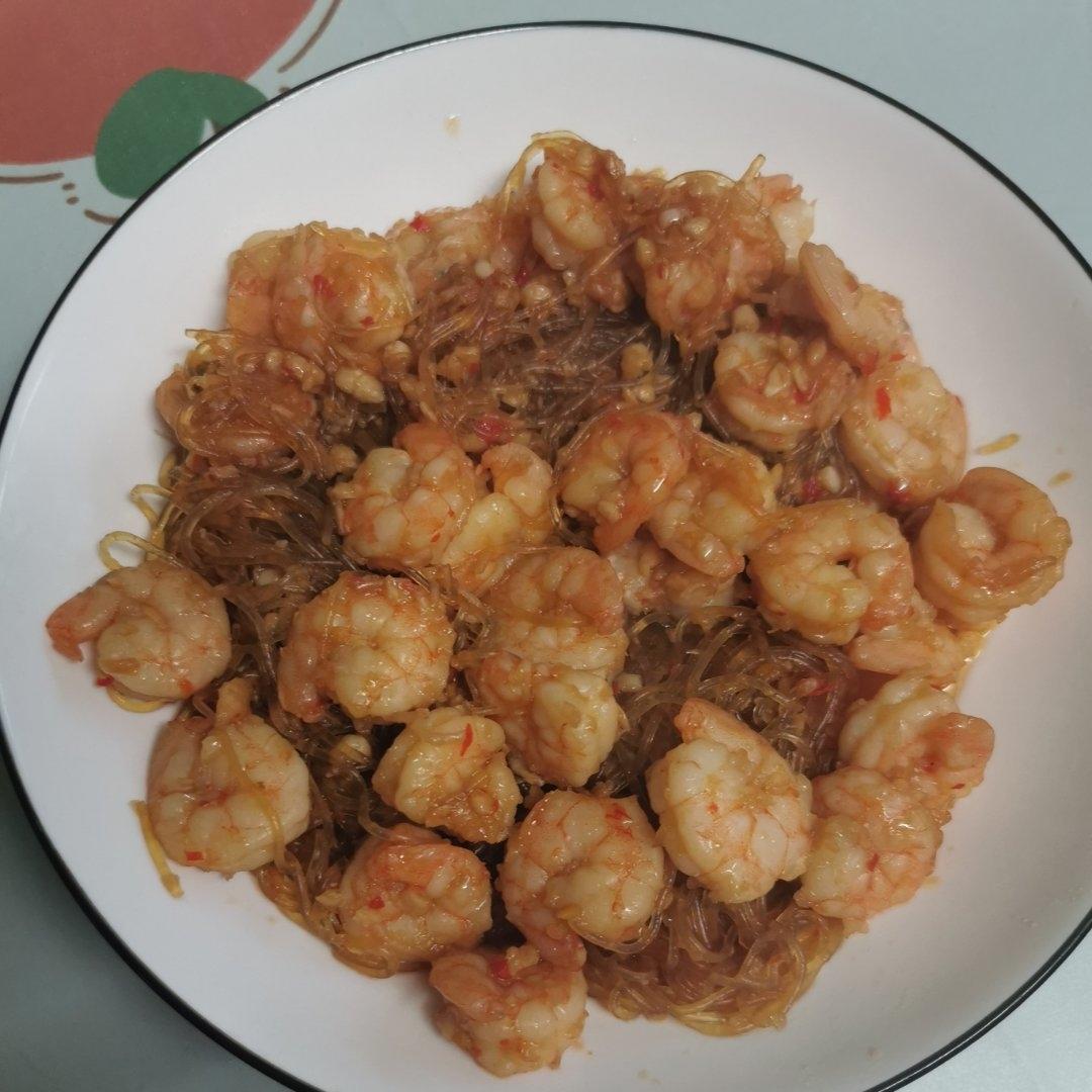 年夜饭就要来一锅｜蒜蓉虾仁粉丝煲