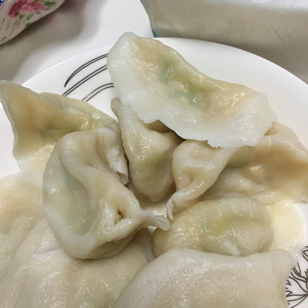 西葫芦鸡蛋虾仁三鲜饺子