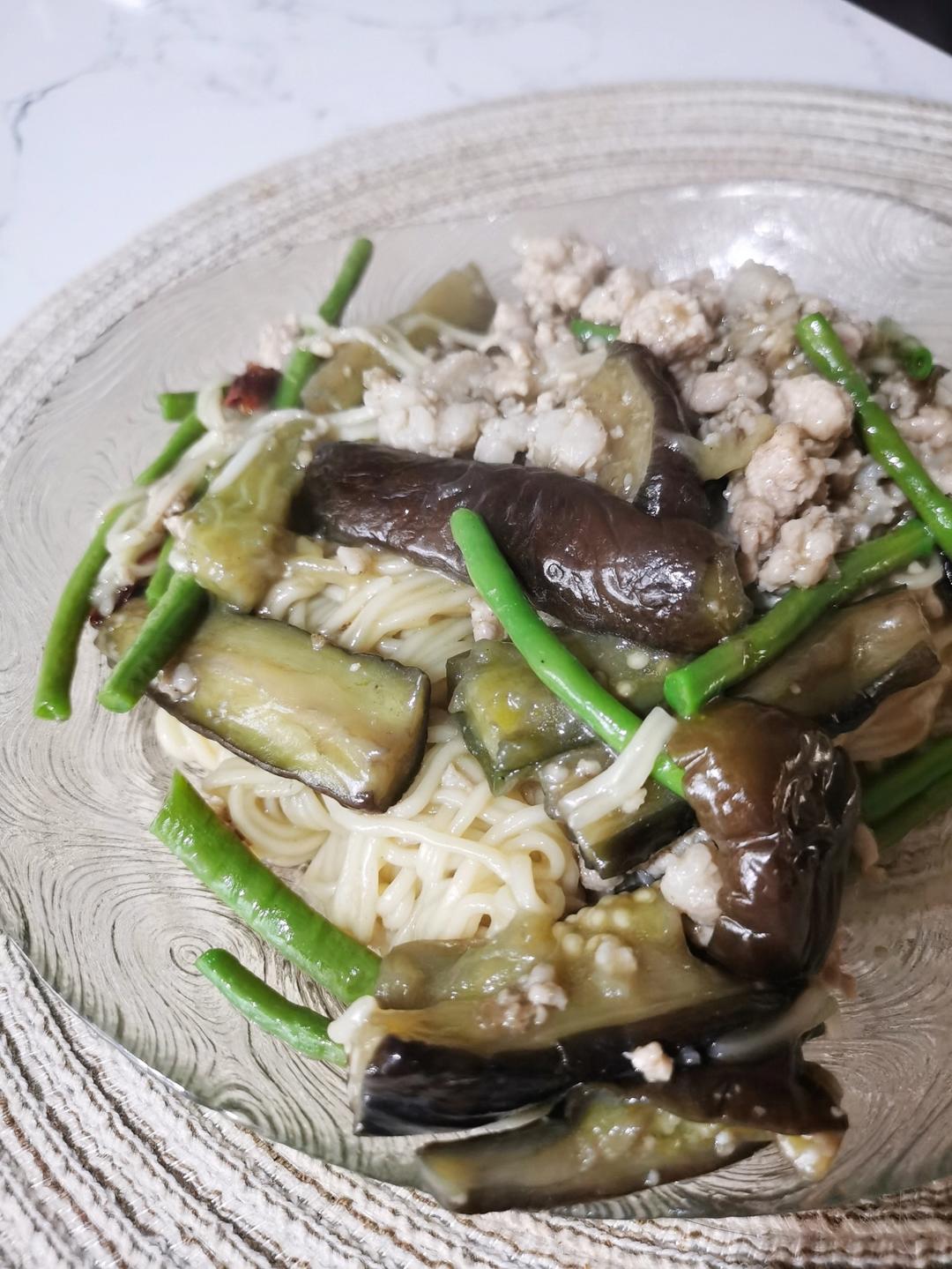 茄子焖面