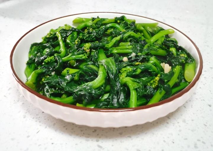 清炒菜苔