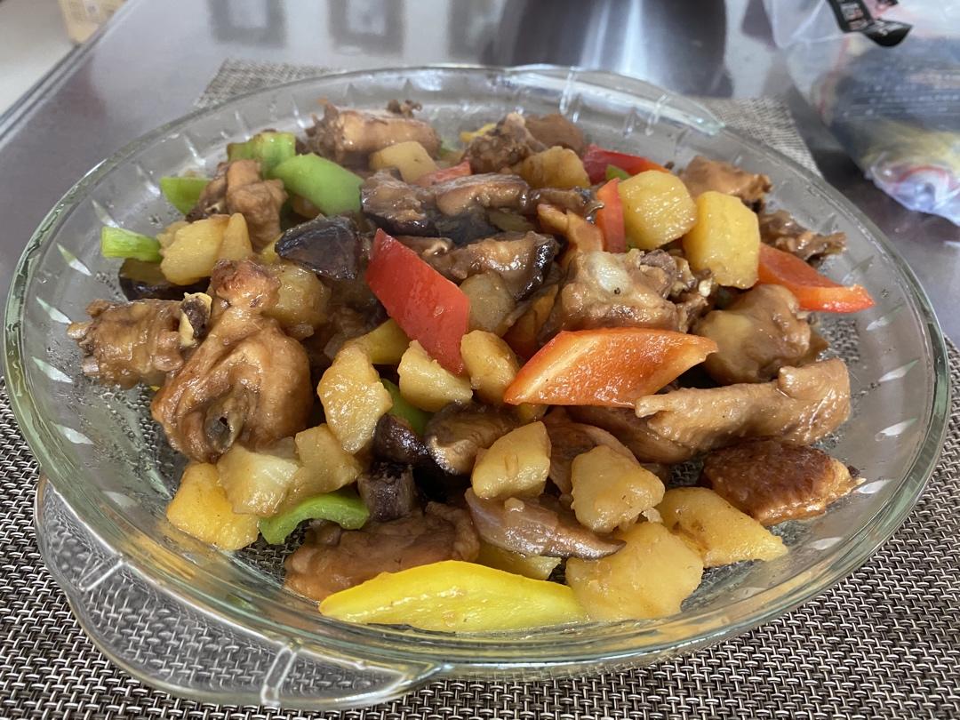 土豆焖鸡翅