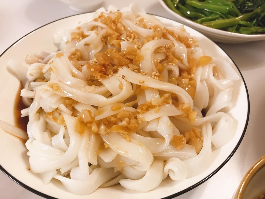 广东茂名特色捞粉