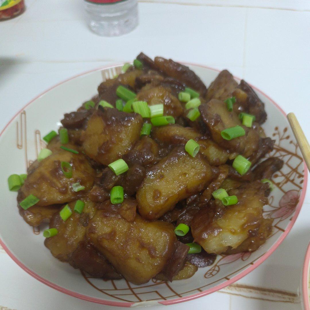🔥巨下饭，软糯入味！比肉还好吃的红烧土豆