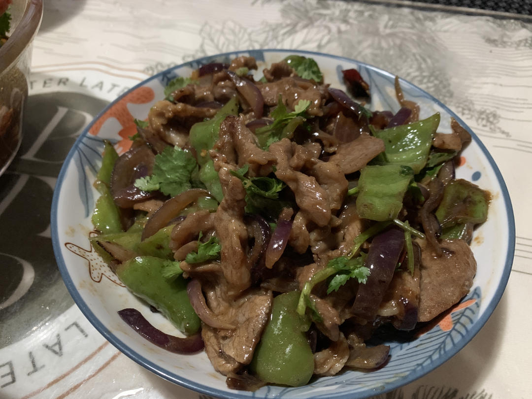 家常孜然洋葱炒羊肉