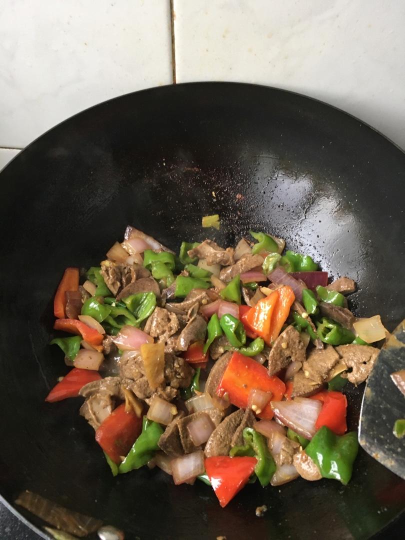 软嫩不腥的爆炒猪肝