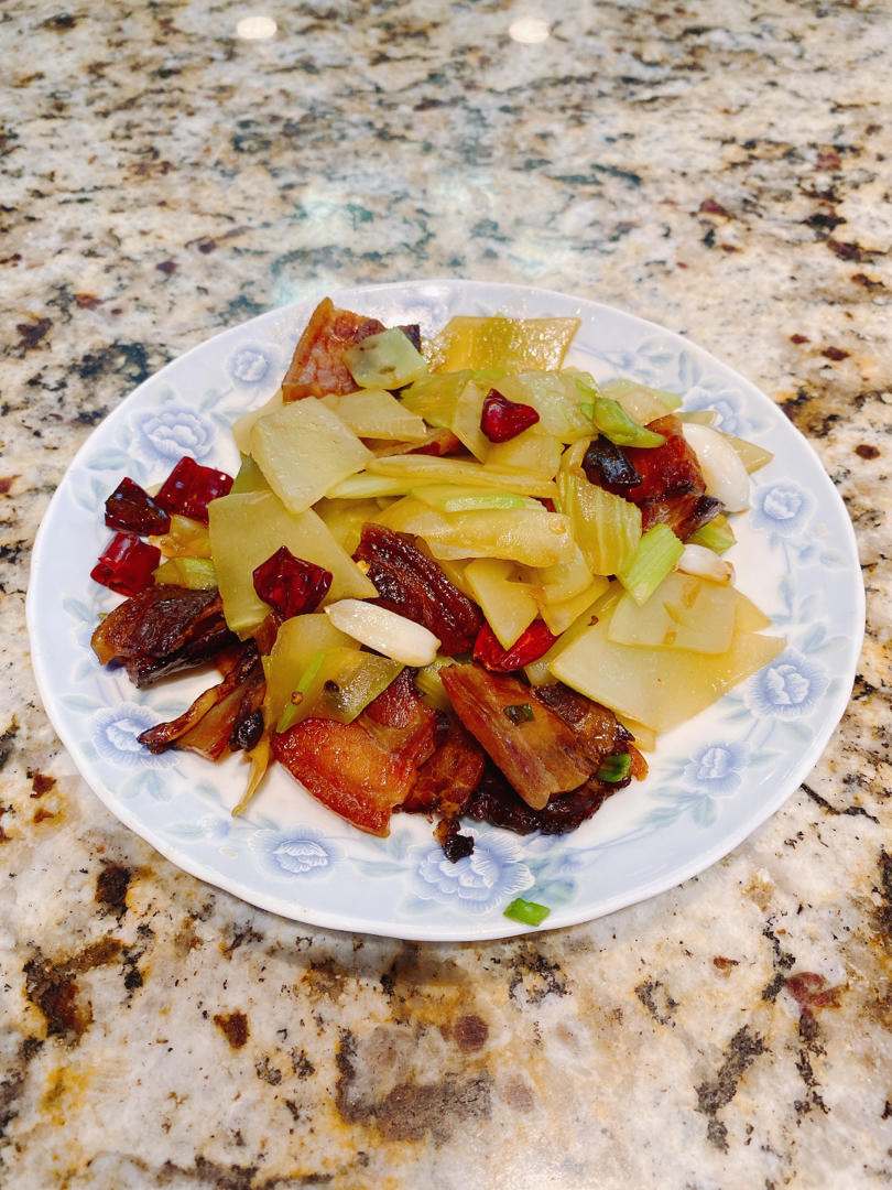 莴笋炒腊肉