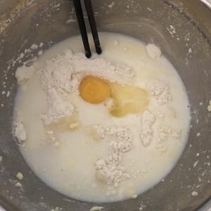 水合法一次发酵吐司（适合没有面包机，厨师机们）的做法 步骤1
