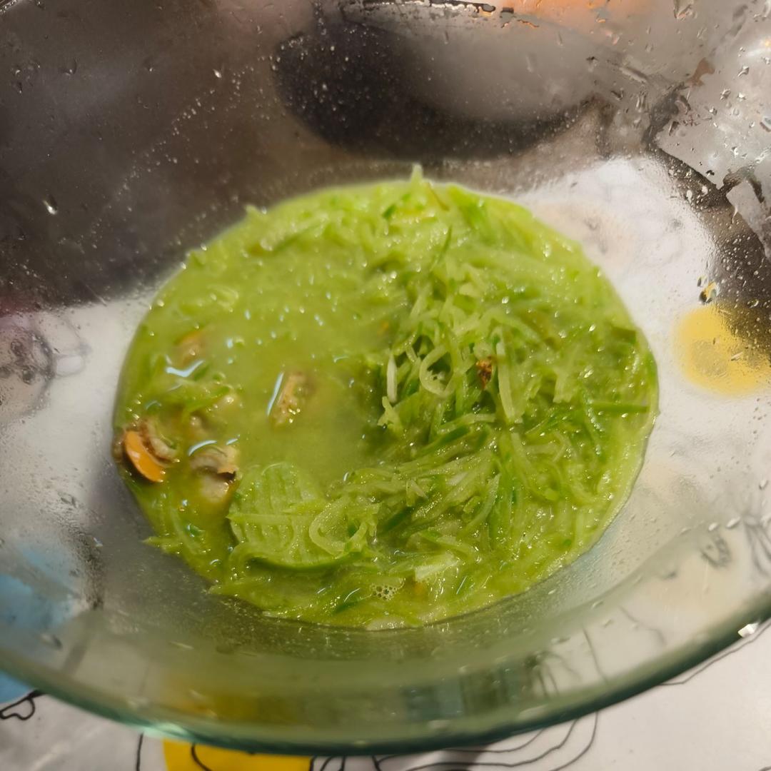 全贝萝卜粉丝汤
