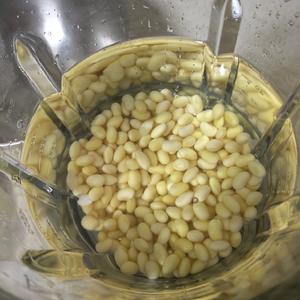破壁机 无渣 纯黄豆豆浆 代糖的做法 步骤3