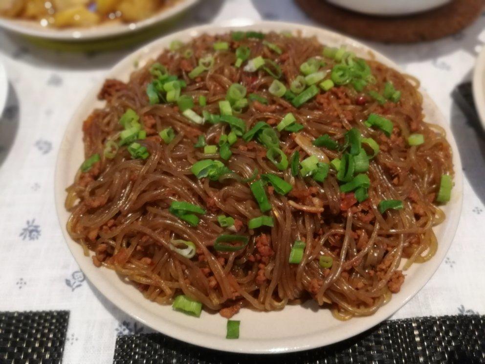 【蚂蚁上树】