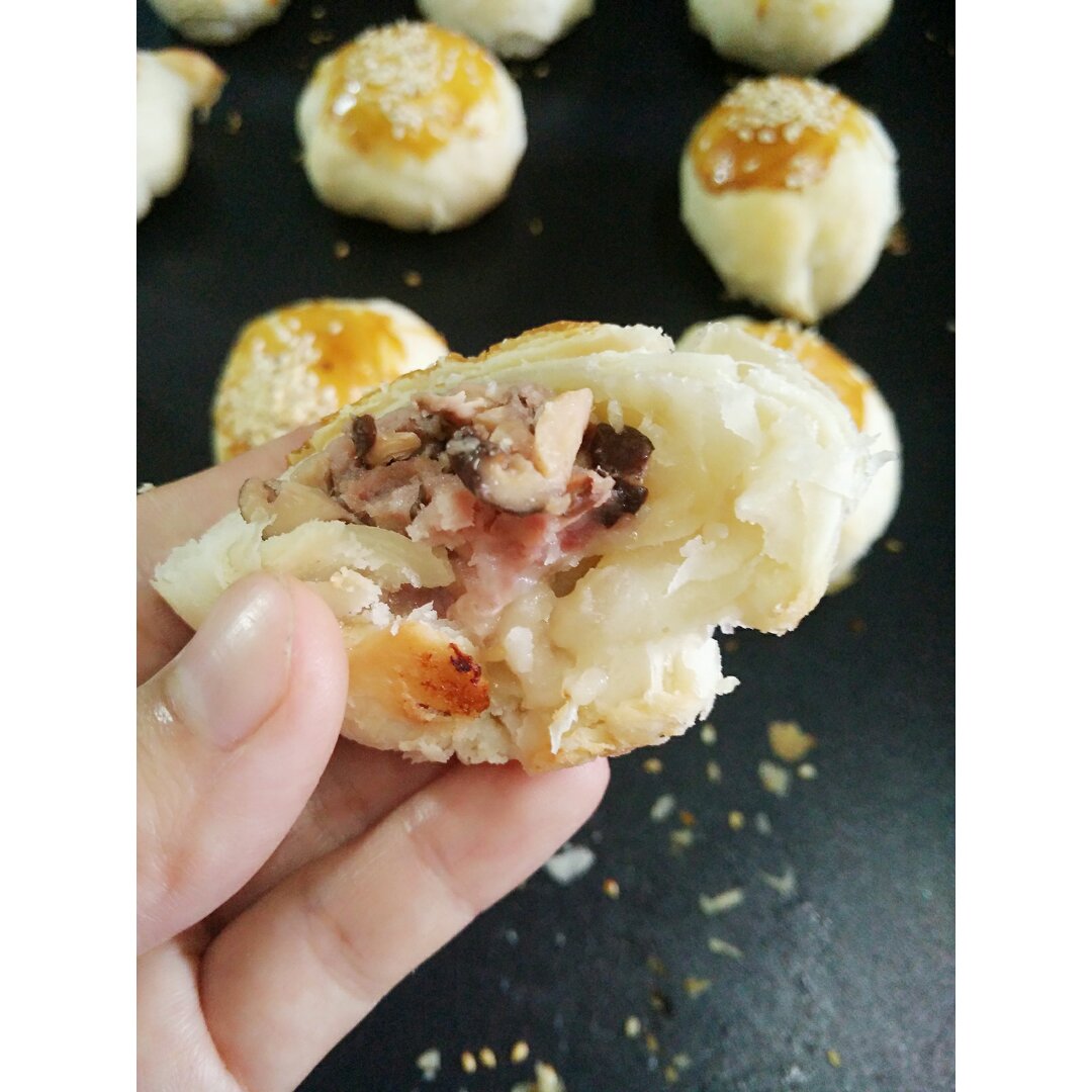 泳式鲜肉榨菜月饼