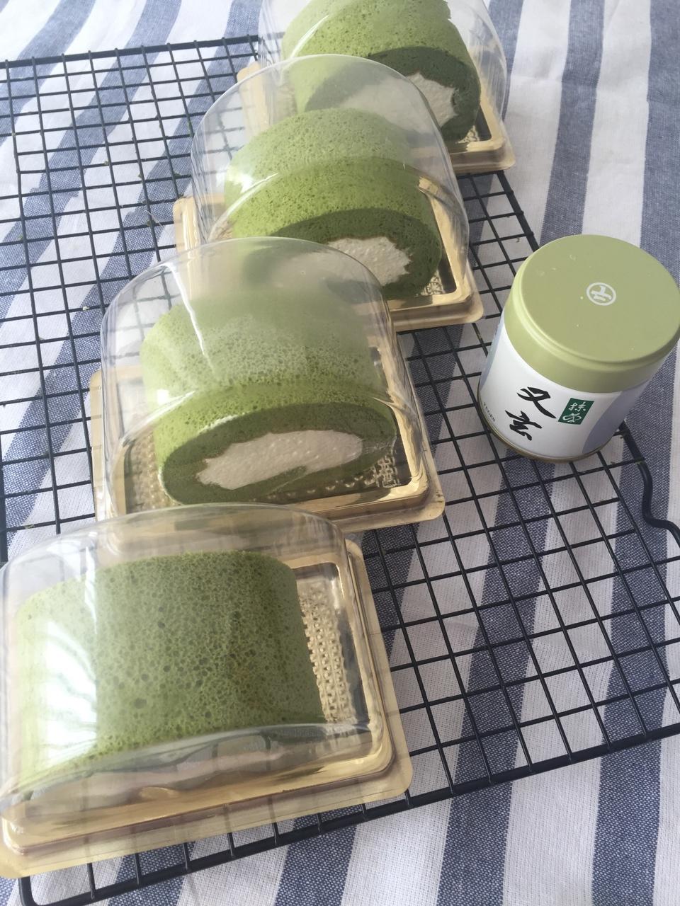 抹茶戚风蛋糕卷