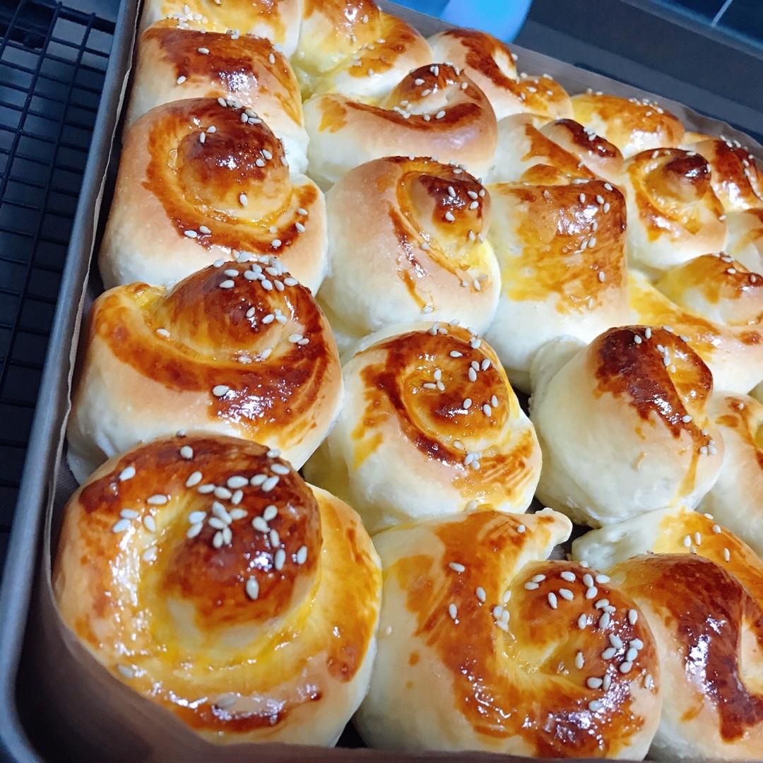 脆底蜂蜜小面包