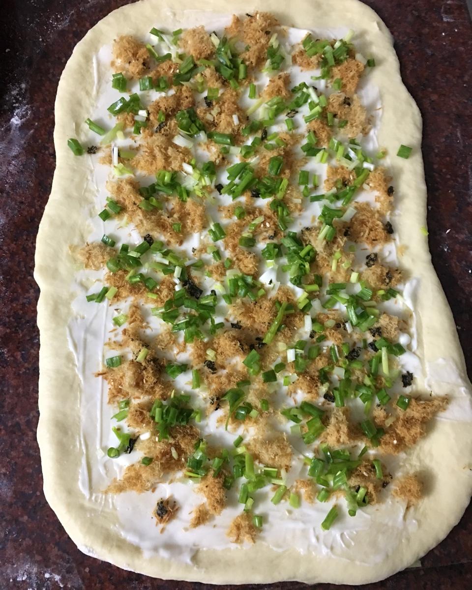 香葱肉松手撕吐司
