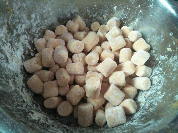 自制三色芋圆1⃣️（附上窍门详细比例）