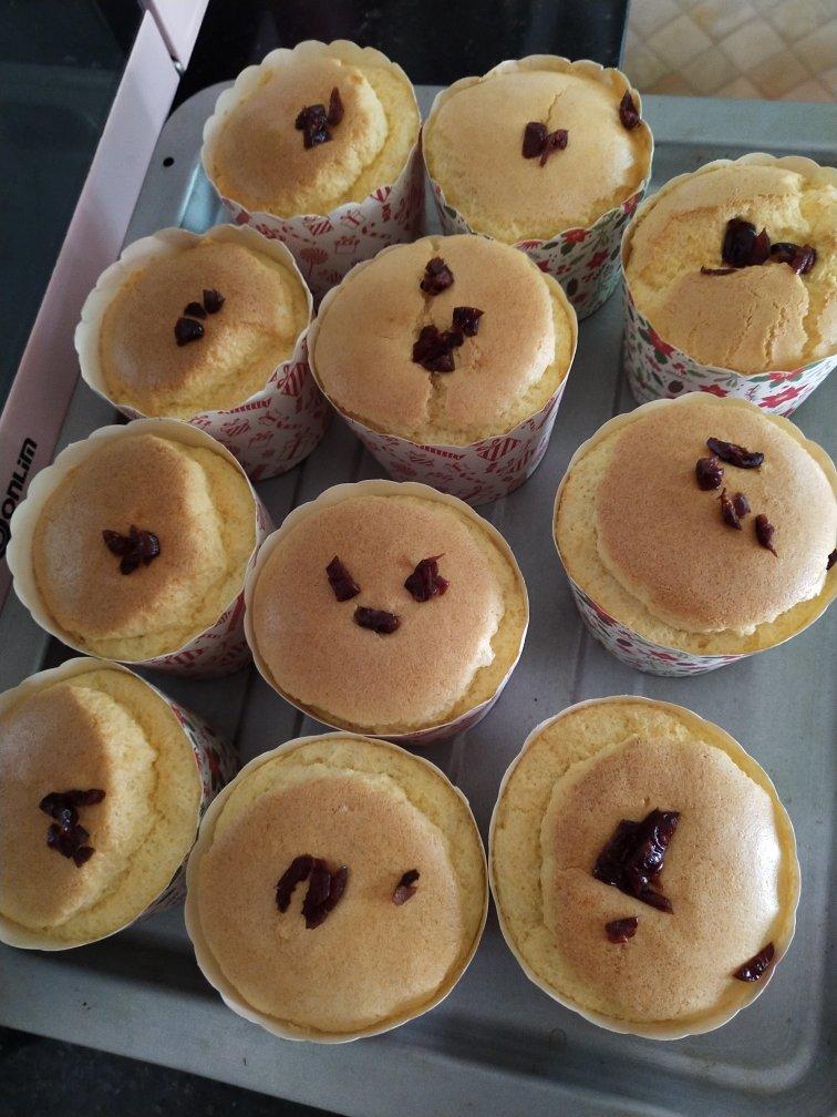 纸杯蛋糕 8寸戚风蛋糕的量