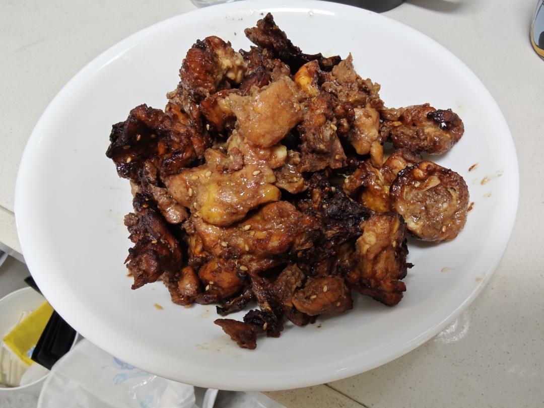 飘香满屋的炸鸡架的做法
