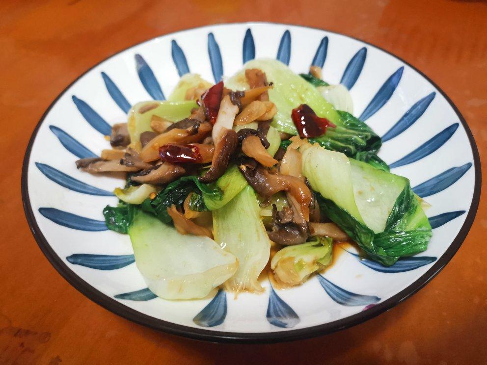 青菜炒蘑菇