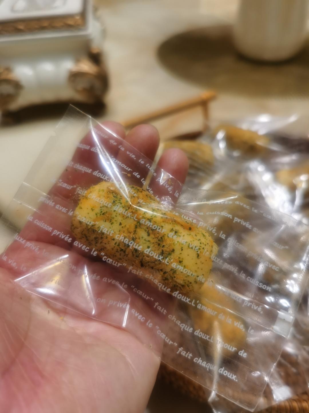 咸蛋黄奶酥卷