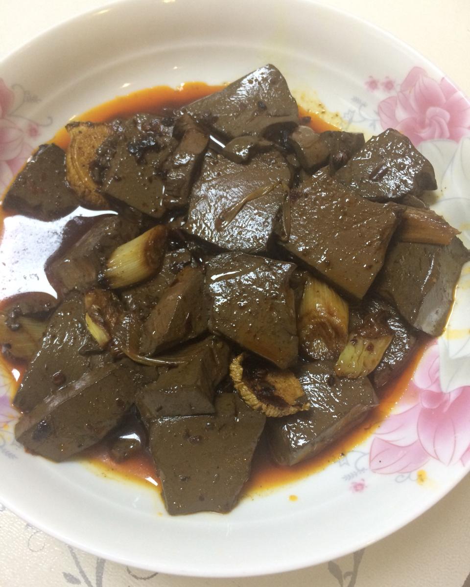 麻辣鸭血