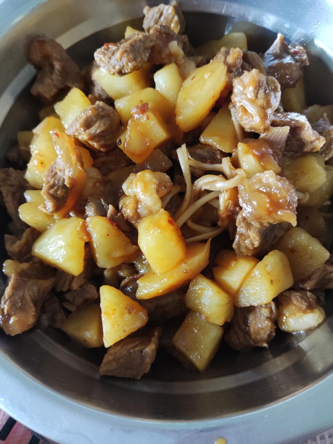 快手硬菜——土豆烧牛肉