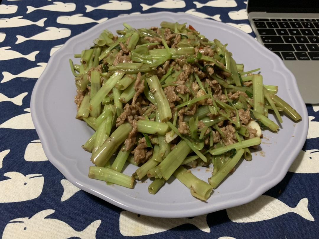 沙茶牛肉空心菜