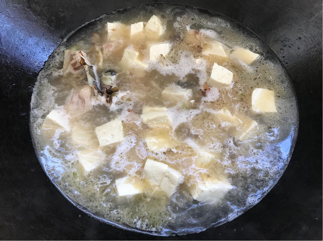 鱼头豆腐汤
