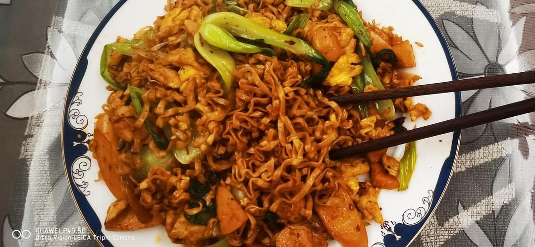 爱心❤️炒方便面🍜