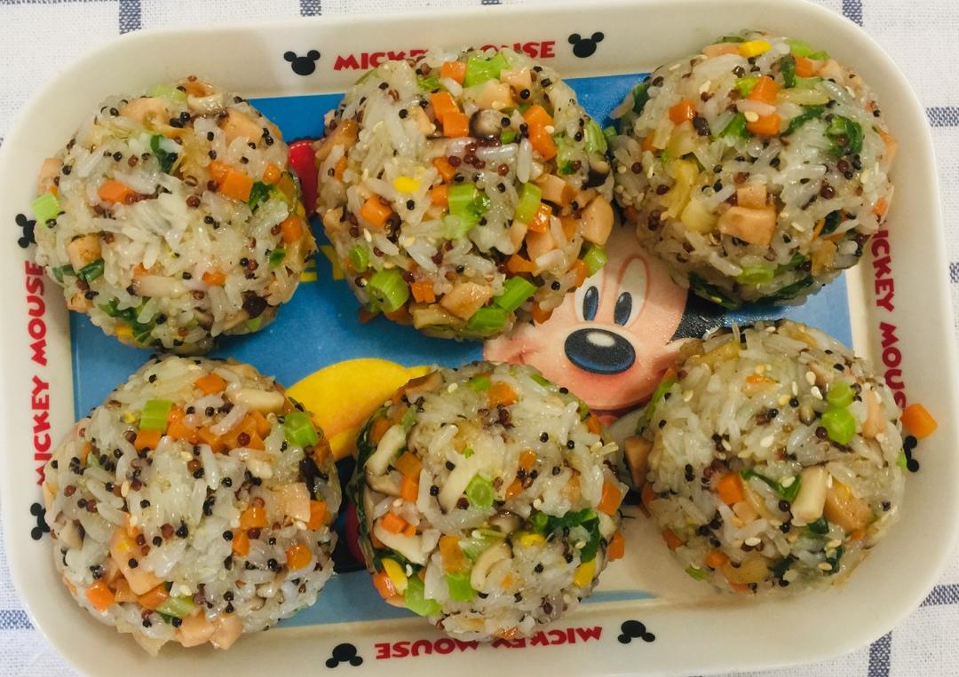 藜麦饭团