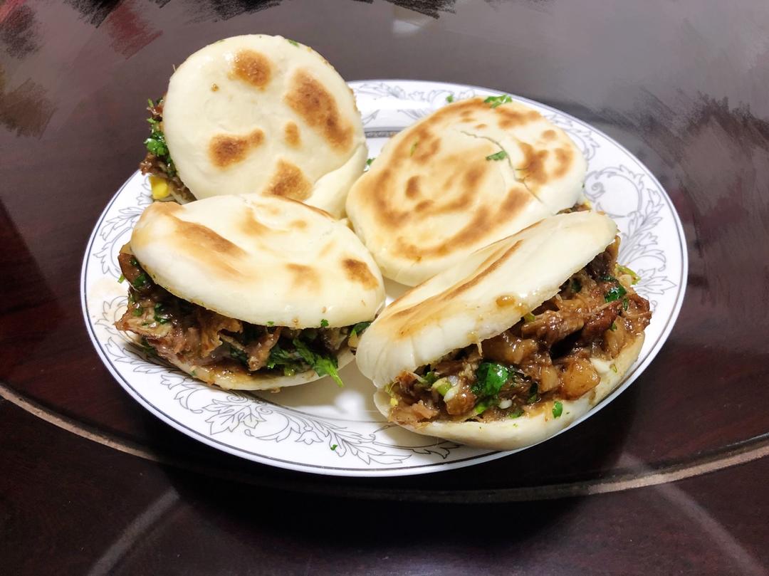 拜师学来的西安肉夹馍