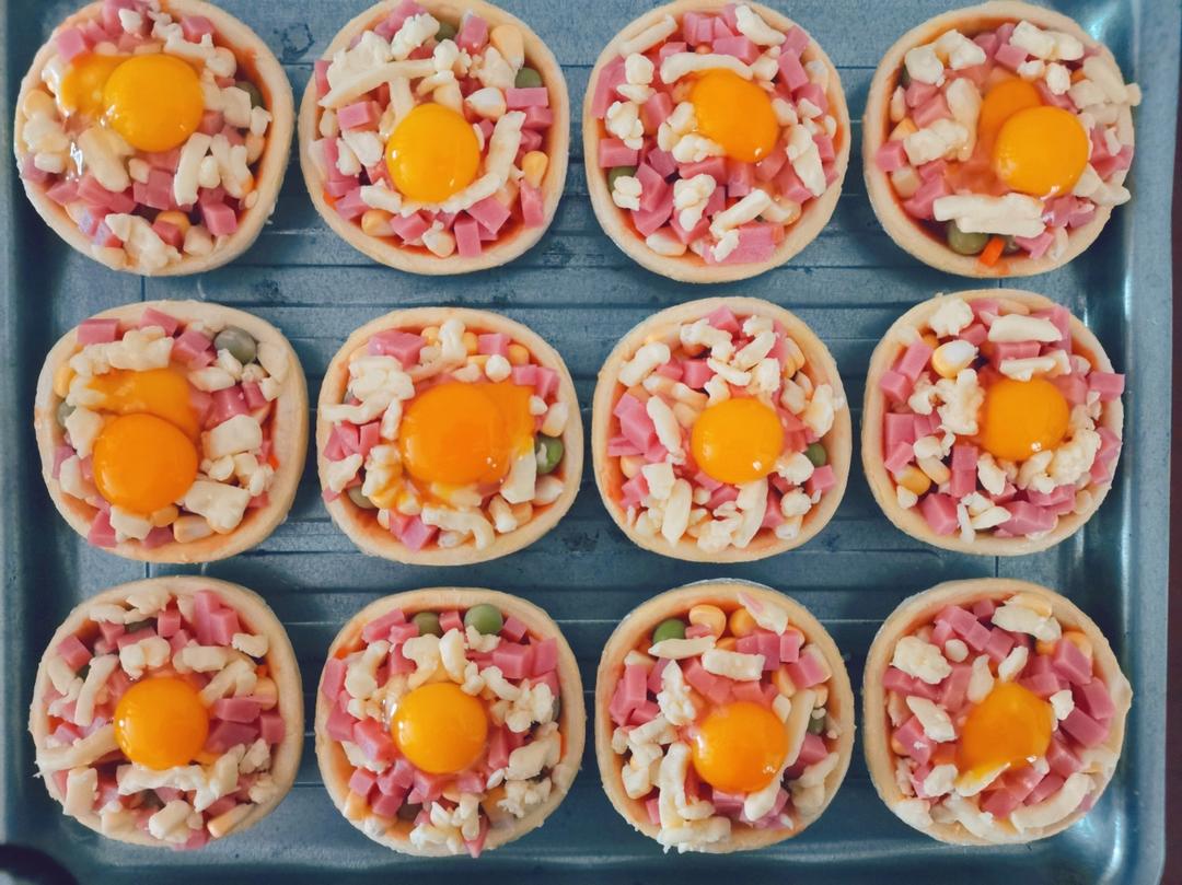 让宝宝毫无抵抗力的鹌鹑蛋披萨蛋挞杯