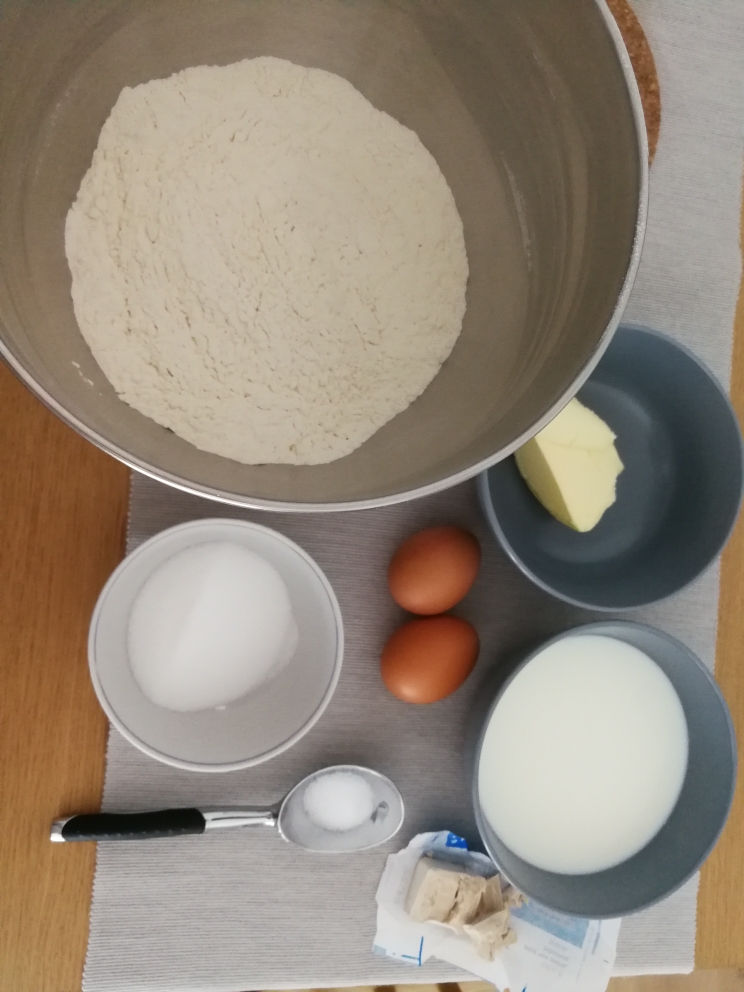超级好吃的法式黄油面包Brioche的做法 步骤1