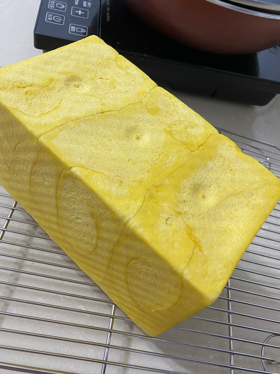 金灿灿的南瓜吐司，松软得没话说！