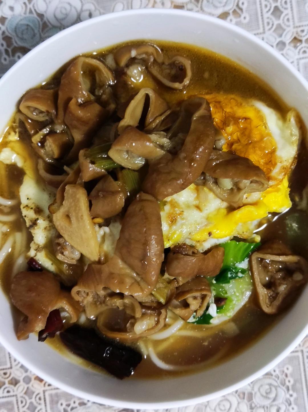 重庆肥肠面（专业洗肠小清新慎入）