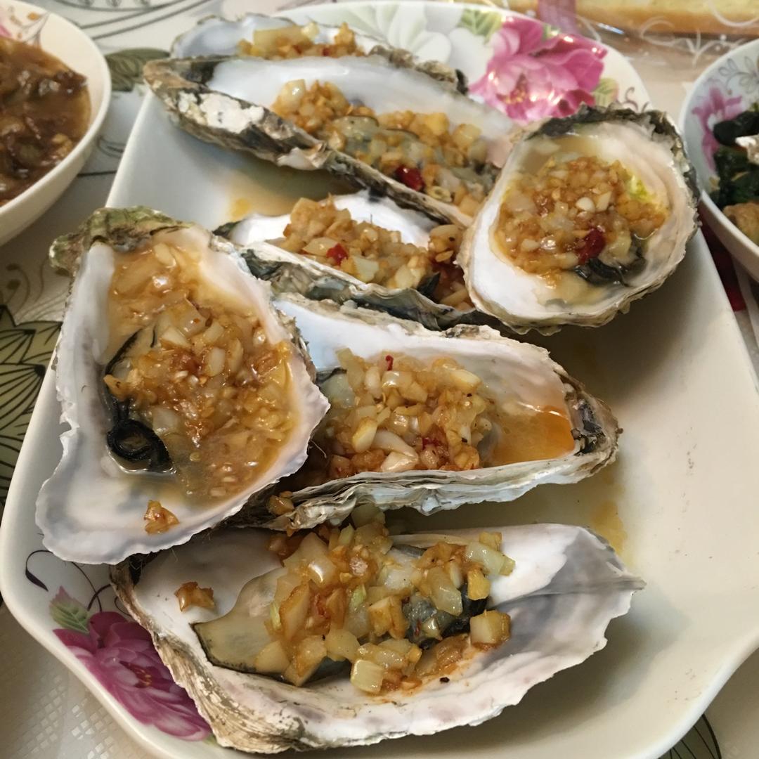 湘湘的小窝做的微波炉烤生蚝