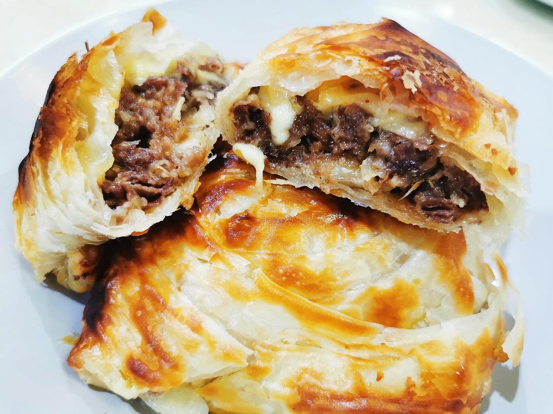 肥牛芝士烤饼