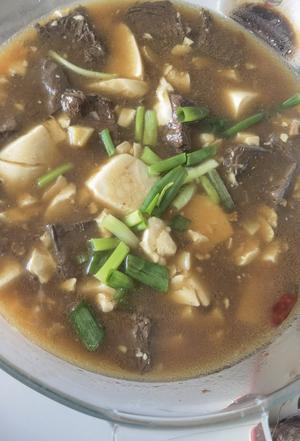 鸭血豆腐汤的做法 步骤3