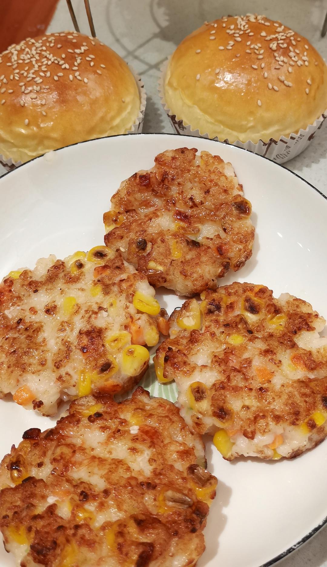看得见虾肉的虾饼—虾饼汉堡🍔