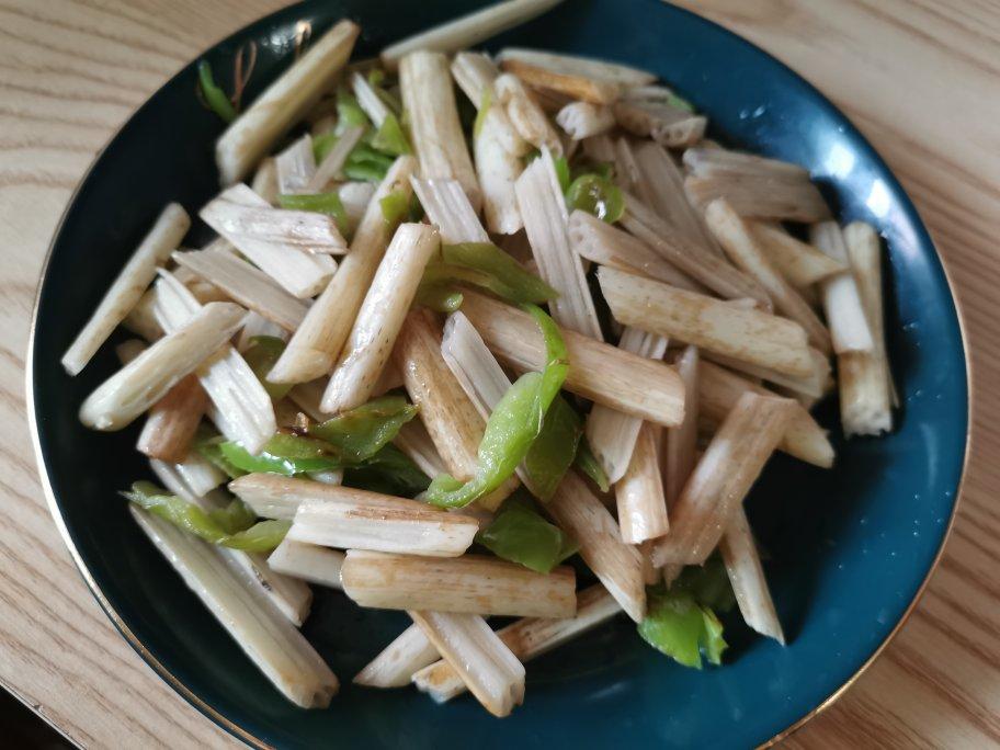 清炒藕带   湖北特色菜肴