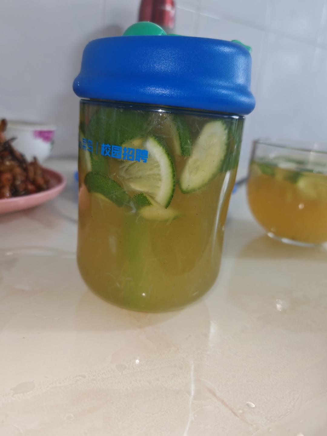 视频｜夏天最火的手打香水柠檬茶｜上瘾配方