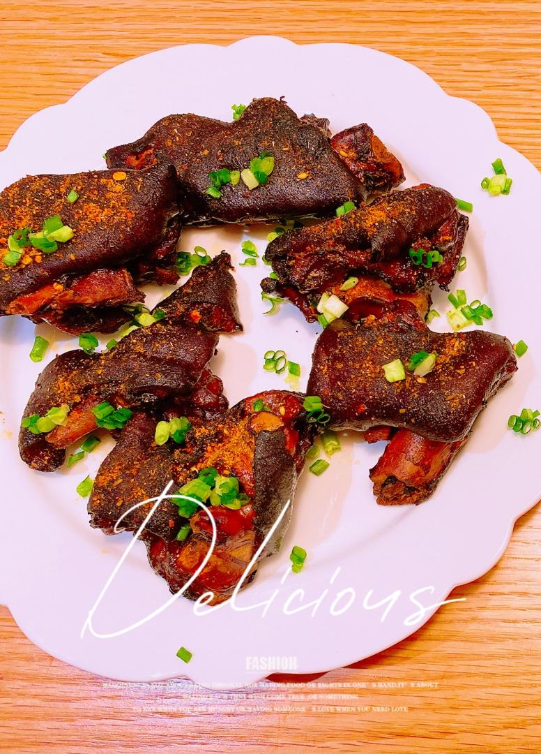 香酥烤猪蹄