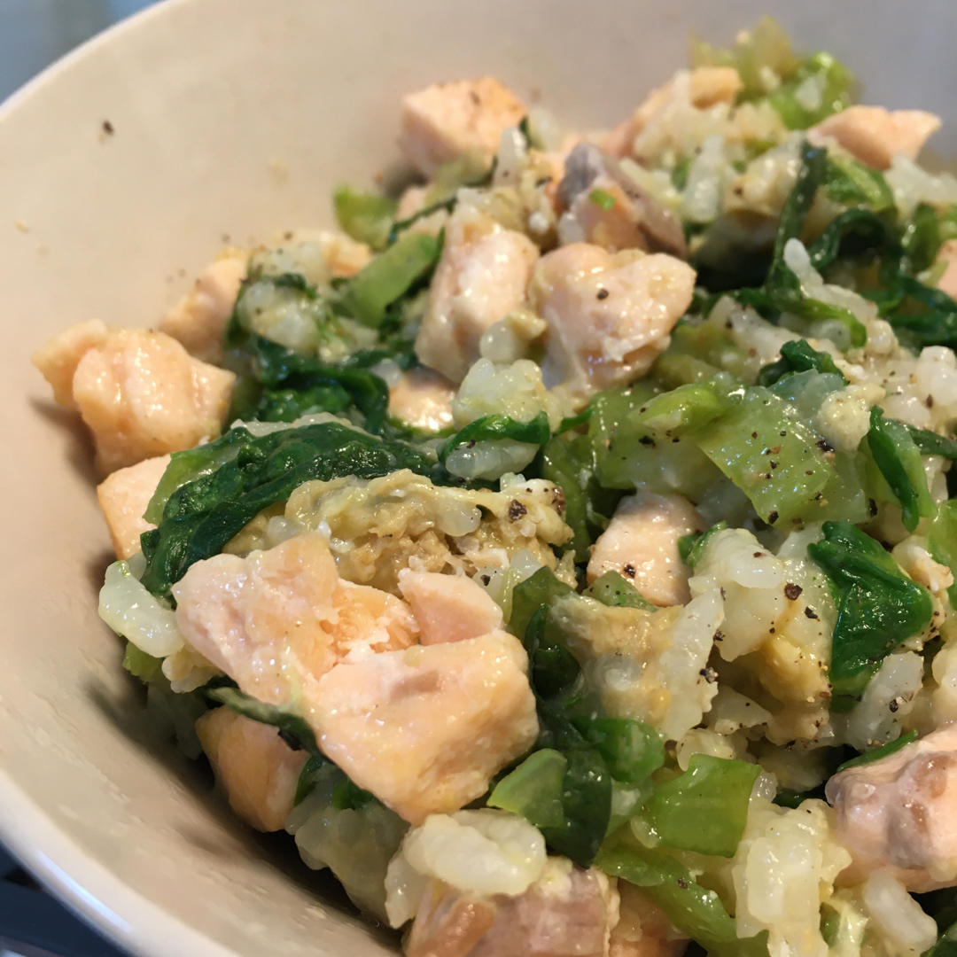 生菜三文鱼鸡蛋炒饭(不加油）